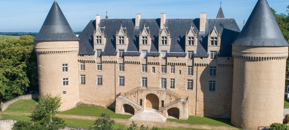Château de Rochechouart à visiter - Hôtel de France - Rochechouart